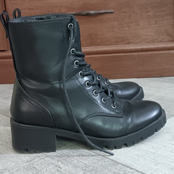 True Craft Raylee Black Mid-Heel Ankle Combat Boots - Picture 3 of 11